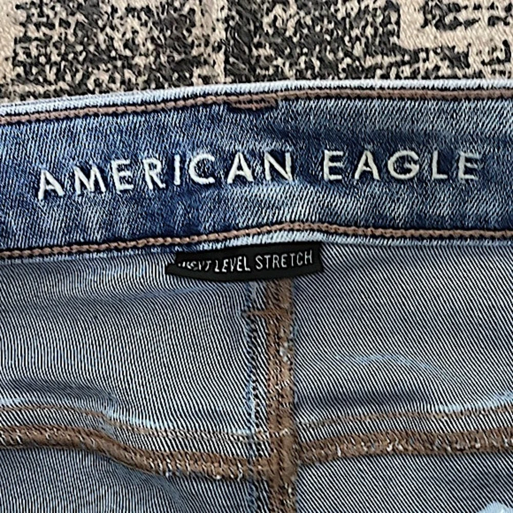 NEW AEO Next Level Stretch Highest Waist Super Flared Jeans: Size 8S - Picture 5 of 6